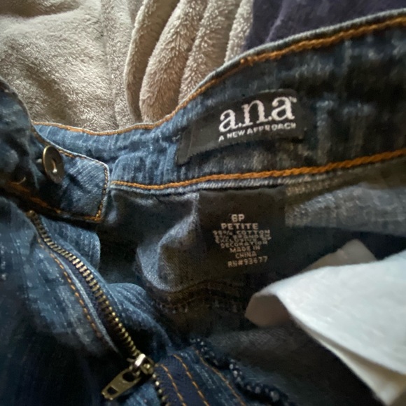 Bulk clothes - Picture 2 of 9